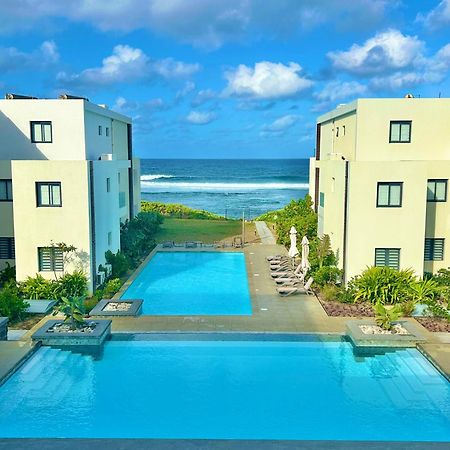 Eastern Blue Beachfront Luxury Apartment Poste Lafayette Екстериор снимка