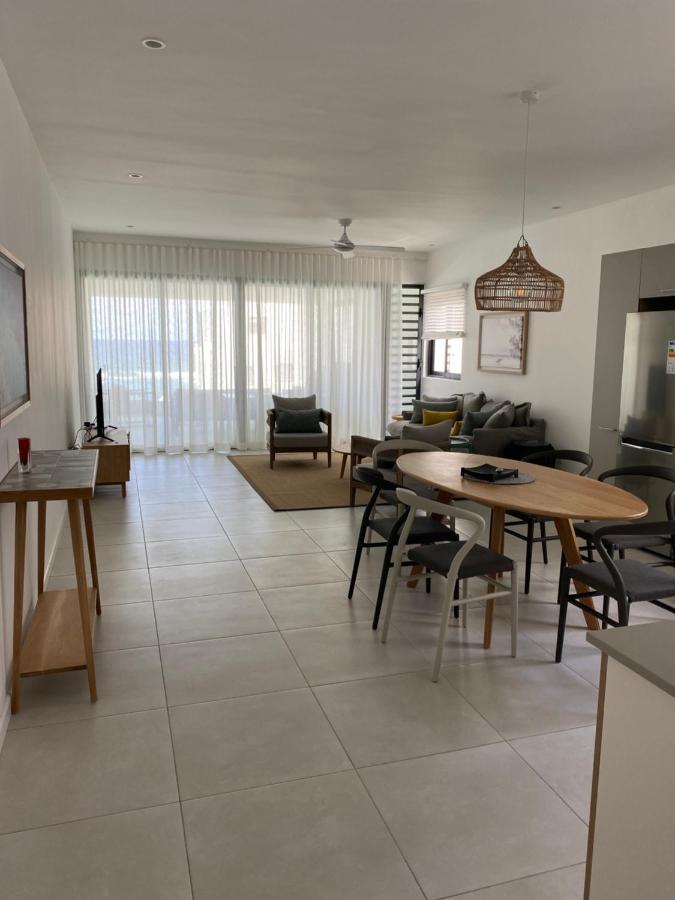 Eastern Blue Beachfront Luxury Apartment Poste Lafayette Екстериор снимка