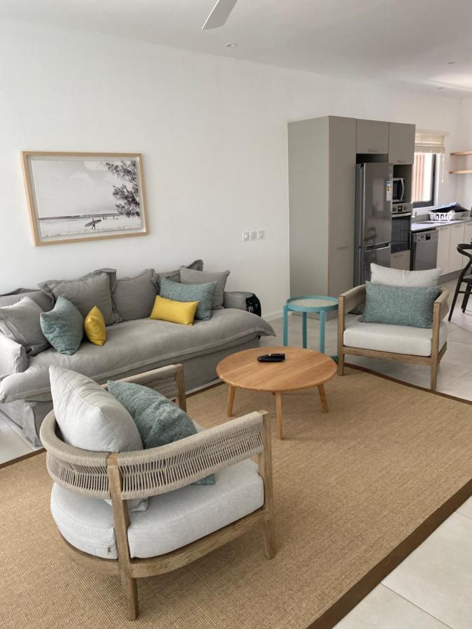 Eastern Blue Beachfront Luxury Apartment Poste Lafayette Екстериор снимка
