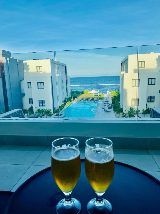 Eastern Blue Beachfront Luxury Apartment Poste Lafayette Екстериор снимка
